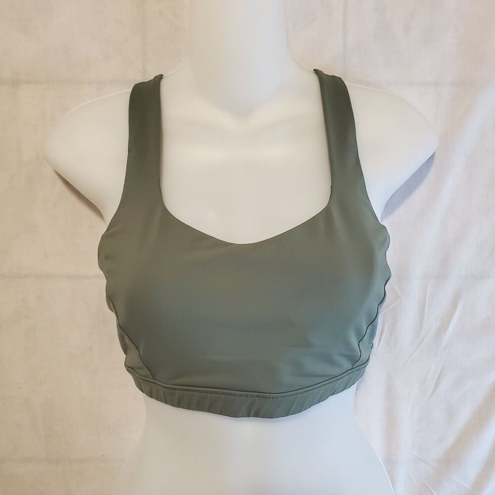 Lululemon Free to Be Serene Sport Bra Women 8 Green Luxtreme Removable Cups Yoga
